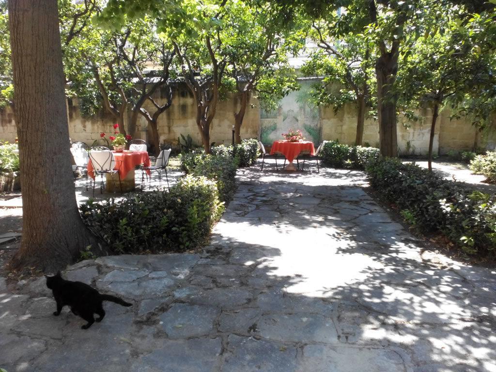B&B L'Orangerie D'Epoque 莱切 外观 照片